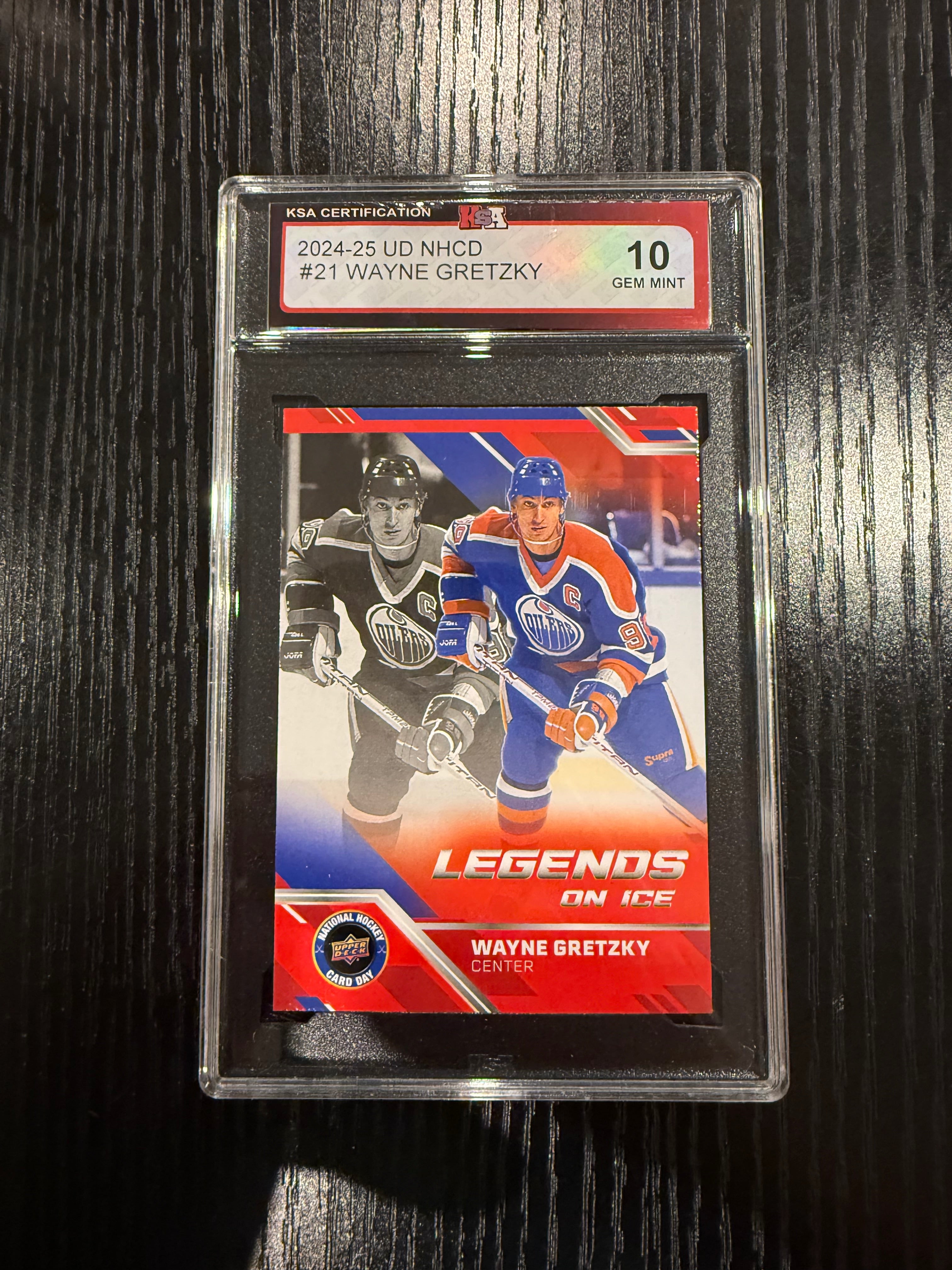 2024-25 UD NHCD Wayne Gretzky KSA 10